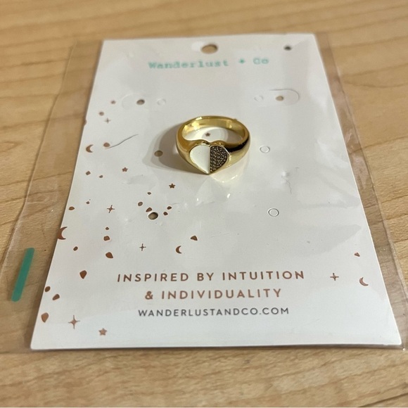 NWT WANDERLUST + CO 14k Gold Plated Unfold Heart Signet Gold Ring Size 7 - Picture 4 of 5